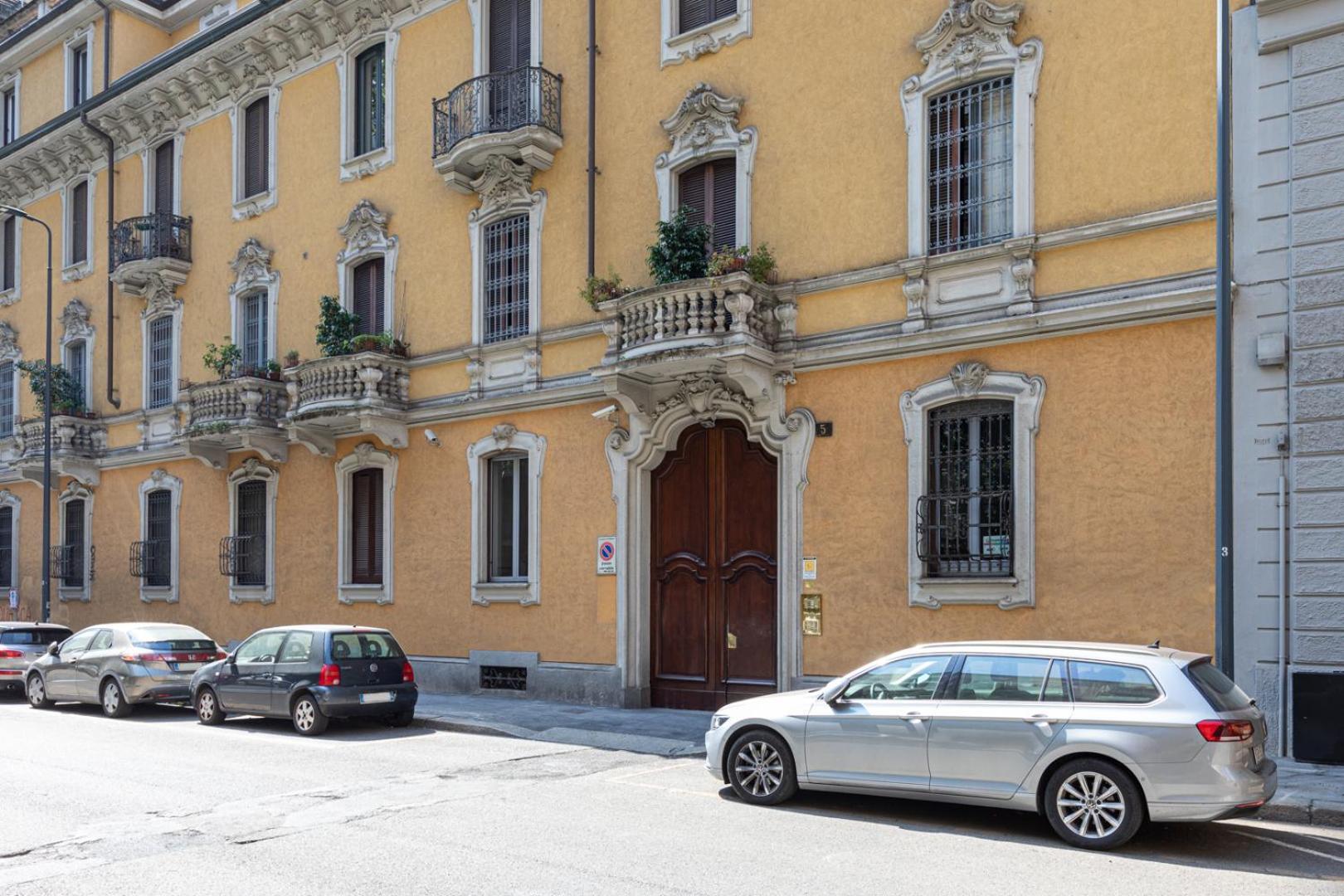 Centrale Suite With Balcony - Top Collection Mailand Exterior foto